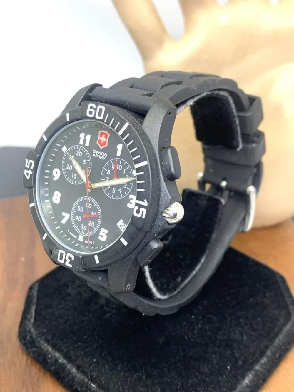 Victorinox Swiss Army Odyssey Men's Watch Swiss Quartz Chronograph Rubber 40mm